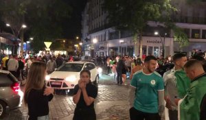 Valenciennes: la place d'"Armes après la victoire de l'Algérie