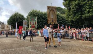 Grand pardon de Sainte-Anne-d'Auray : la procession 