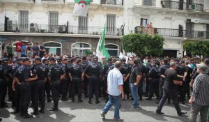 Vingtième vendredi de manifestations à Alger