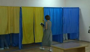 Ukraine : ouverture des bureaux de vote pour les législatives