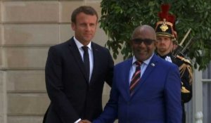 Macron reçoit le président de l'Union des Comores