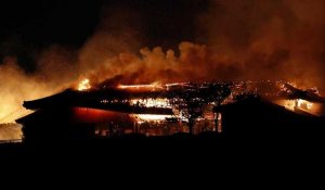 Au Japon, un incendie ravage un chef d'oeuvre architectural classé à l'Unesco