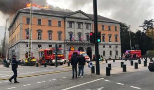 La mairie d'Annecy est en flammes, jeudi 14 novembre 2019