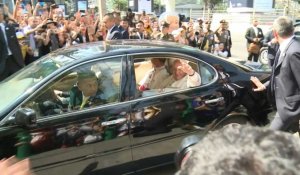 Thaïlande: une foule accueille le pape François