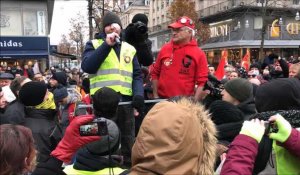 Manuel C Gilet jaune prend la parole à la manifestation de Valenciennes