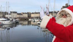 L'arrivée du Père Noël au port de Vannes
