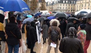 Caen. L'inauguration de la place de la République chahutée par les manifestants et la pluie