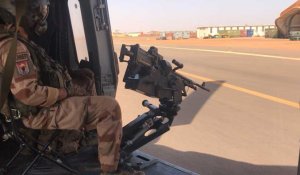 Opération Barkhane : en mission à bord d'un hélicoptère Caïman 