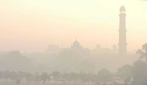 Pollution: Les Pakistanais en lutte contre le smog