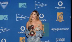 Les MTV EMA Awards, un florilège de looks hauts en couleurs