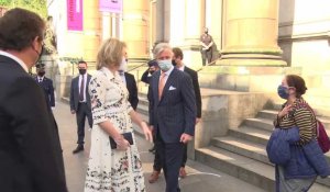 Le roi Philippe et la reine Mathilde se rendent aux Musées Royaux des Beaux-arts de Belgique qui rouvre leurs portes au public