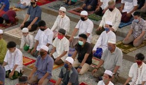 Indonésie: Jakarta rouvre les mosquées et entame son déconfinement