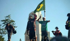 Les Brésiliens manifestent contre le racisme et Bolsonaro à Sao Paulo