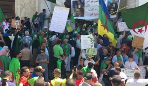 Début du 12e vendredi de manifestations à Alger