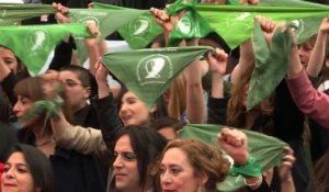 Cannes: le mouvement pro-IVG argentin sur le tapis rouge