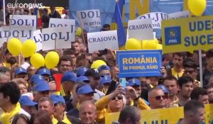 Marches pro-Union européenne face au sommet des nationalistes de Milan