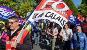 CALAIS - 200 manifestants défilent contre la réforme de la fonction publique