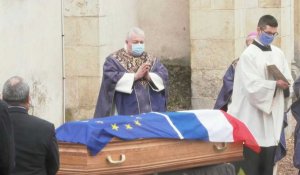 Les obsèques de Valéry Giscard d'Estaing débutent dans la stricte intimité à Authon