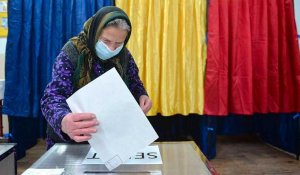 Législatives en Roumanie : sociaux-démocrates et libéraux au coude-à-coude
