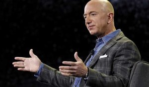 Jeff Bezos lâche les rênes d'Amazon