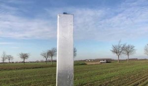 Un monolithe trouvé dans un champ à Assenede