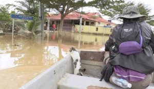 De fortes inondations submergent le centre de la Malaisie