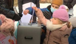 Pour les petits Suisses, la démocratie est un jeu d'enfants
