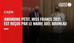 VIDÉO. Miss France 2021, Amandine Petit, en visite officielle à Caen