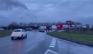 Saint-Omer : aux ronds-points, filtrages des véhicules contre la réforme des retraites, mardi 7 mars