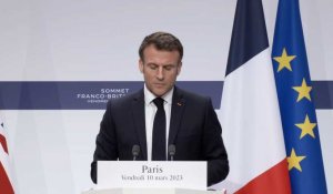 Géorgie: Macron dénonce des "pressions très fortes"
