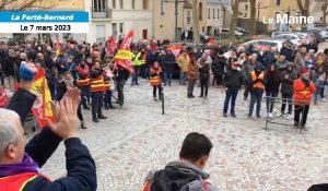 VIDÉO. Manifestation du 7 mars à La Ferté-Bernard : "Aujourd'hui, on met la France à l'arrêt"