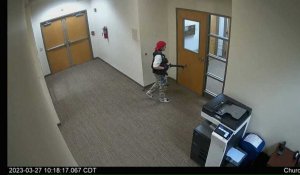 La police publie des images de l'assaillant de Nashville entrant armé dans l'école