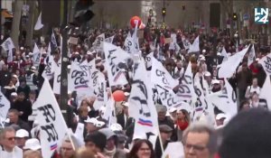 450.000 manifestants à Paris selon la CGT, la mobilisation en baisse