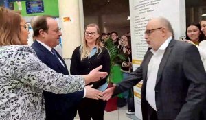 Beuvry : François Hollande est venu à la rencontre des lycéens