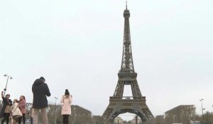 Paris: la tour Eiffel fermée au public en raison de la grève