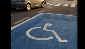 VIDÉO. Que risque-t-on en se garant sur une place réservée aux handicapés ?