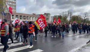 Contre la réforme des retraites, les manifestants s’élancent dans les rues de Maubeuge