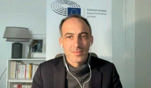 Raphaël Glucksmann : "Nous Européens, avons été naïfs, intoxiqués et corrompus par la Russie"