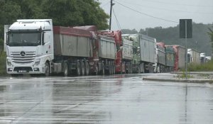 La tension remonte entre la Serbie et le Kosovo, Pristina a bloqué la frontière aux véhicules serbes