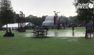 VIDÉO. Après la grande chaleur, la pluie fait le show au Hellfest !