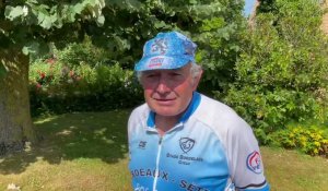 Raymond Tréhard, 69 ans, est venu de Normandie en vélo pour assister aux Championnats de France de cyclisme