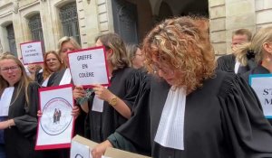 Arras : les greffiers manifestent devant le tribunal