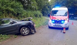 Accident de voiture entre Pas-en-Artois et Famechon