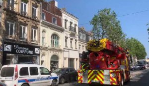 Calais : un feu de jardiniere bloque le boulevard lafayette