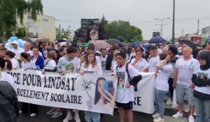 Vendin-le-Vieil : la deuxième marche blanche en hommage pour Lindsay a pris le départ  du collège