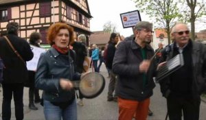 Alsace: concert de casseroles à Muttersholtz avant la visite de Macron