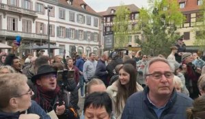 Macron hué en Alsace pour son premier bain de foule depuis des semaines