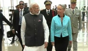 Le Premier ministre indien accueilli en France par Elisabeth Borne