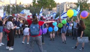 Des centaines d'Israéliens se rassemblent à Jérusalem contre la réforme du système judiciaire