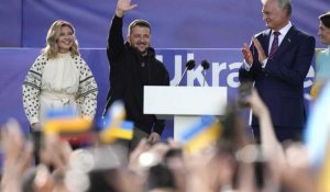 Une adhésion de l'Ukraine rendra l'Otan "plus forte", martèle Zelensky à Vilnius